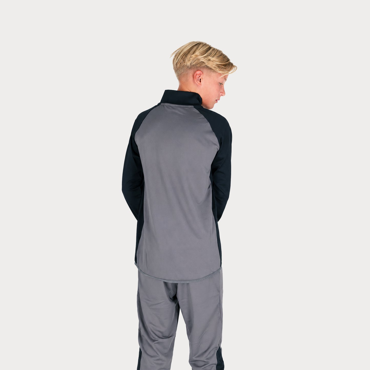 Platinum Antra